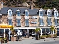 La Table De Jeanne - Hotel & Restaurant