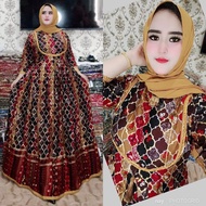 COLORFUL INDIAN DRESS