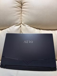 GIGABYTE AERO 15 OLED