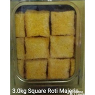 Biscuit Tin Square Roti Majerin 3kg