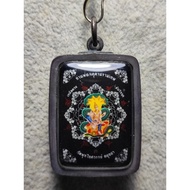 【818泰国佛牌】AC CHOR 2562 Locket Ongphor Jatukam Ramathep Roon Nuer Duang Dab Wit Krit 阿赞初 陶瓷面泽度金 (终结危机)