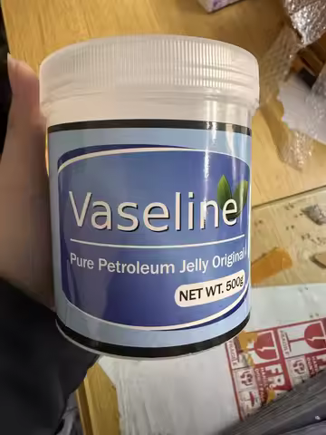 Practical Classic Practical Classic Tattood Vaseline 500g White Bottle for Skin Lubrication and Auxi