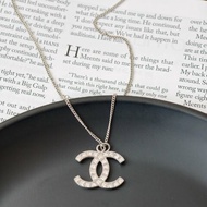 Chanel香奈兒雙c帶鑽項鍊 B12A