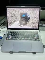 Apple MacBook Pro 13-inch 吋 256GB (2017) 有原裝盒