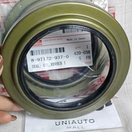 ISUZU ELF NMR71 NKR71 REAR WHEEL OIL SEAL 8-97122-937-0