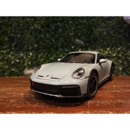 1/18 Minichamps Porsche 911 (992) Dakar 2022 110062071[MGM]