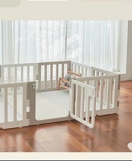 Caraz 圍欄 140x140 有2道門 同固定支架 