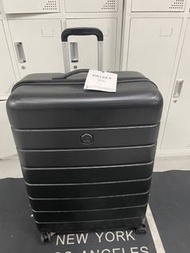 Delsey 28 inch luggage 74 x 51 x28cm