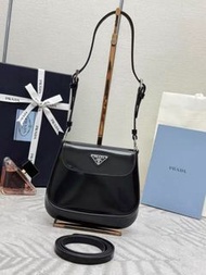 PRADA Cleo 單肩斜跨包