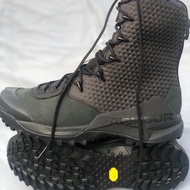BOOT PRIA Under Armour 100% Original