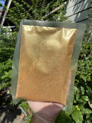 Glod powder ผงทอง100กรัม1ถุง สำหรับใช้ในการผสมเครื่องสำอางเช่น สบู่ ลิปสติก บลัชออน ครีมและอื่นๆ