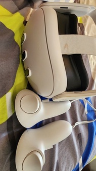 Oculus Quest 3 VR 頭戴式顯示器（128gb)