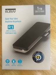 KLEVV 1TB portable ssd