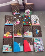 Louis Vuitton 路易威登 LV 趣味插畫記事本 卡包 證件包 零錢包 Gift box, card holder, certificate bag, coin purse