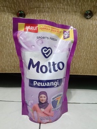 Molto pewangi 780ml