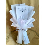 Flower Arrangement with 5-7 White Flowers for Wax Flowers Wool Flowers Zinc Velvet Flowers