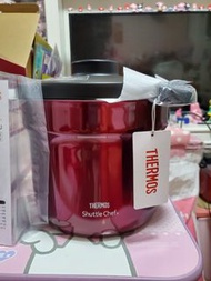 冬日必備 新年特意返 酒紅色 即將到貨 可先預留日版 Thermos 膳魔師 4.3l真空煲 燜燒鍋 燜煮烹調器  油塘港鐵站自取   日本直送 KBJ-4501 激罕價 快者優先  必須出價留貨 另有不銹鋼 啡色 銀色 100%new  型格金屬黑 灰黑色 cool grey   油塘mtr 即取 史上最低價