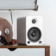 Kanto - YU4 藍牙有源喇叭（啞光白色）藍牙喇叭｜桌上喇叭｜音響｜擴音器｜音箱｜Hifi｜無線喇叭｜揚聲器