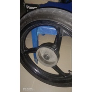 Rim 3batang jenama x1racing untuk moto lc4s..rim elok lg..nk jual rim shaja..bukan skali taya..