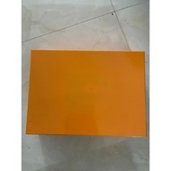 Box according to each product sample