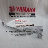 LEFT CLUTCH HANDLE R25 MT25 LEFT CLUTCH HANDLE R 25 MT 25 1WD-H3912-00