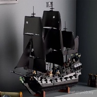 Boy Ship Number Assembly Compatible Lego Pirates of the Caribbean Toy Building Blocks 10365 Black Pe