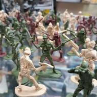 1 Pack Contains 30 Army War Toys Army Mini Figures