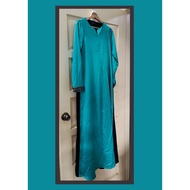 Jubah Wanita, Turqoise Lining Hitam, Preloved, Terpakai - Zawara