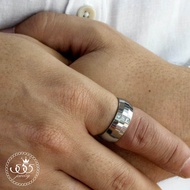 555jewelry แหวนแฟชั่น สแตนเลส สตีล สำหรับผู้ชาย ประดับเพชร CZ ดีไซน์เท่ห์ รุ่น 555-R029 - แหวนสแตนเลส แหวนผู้ชาย (HVN-R7)