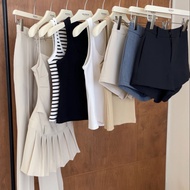 Quince.bkk - Charlotte crop blazer เสื้อสูทครอปสั้น