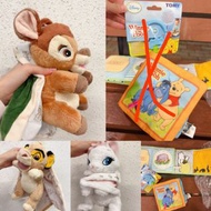 睇內文🌟罕有難得、迪士尼BB襁褓系列：小鹿斑比公仔 小鹿班比公仔 瑪麗貓公仔 富貴貓公仔 獅子王辛巴公仔 / 歐美 tomy 小熊維尼布書 for 0+嬰兒 有響紙、bb叫、搖鈴、不同觸感布料、掛鉤 