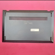 Buttom asus zenbook um425