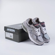 new balance NB 990 v3 white gray