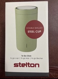 家樂福 Stelton 丹麥美學 真空酪梨綠保溫杯