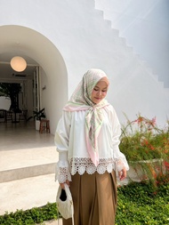 N Able lace smock shirt เสื้อลูกไม้ปักมือ ทรง Overside นิดๆ สม็อคข้อมือ เนื้อผ้า premium Cotton ระบา