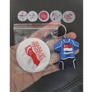 Bundle set 🆕️ SG50 Golden Jubilee badge Singapore flag badge Majulah Singapura badge keychain Eraser