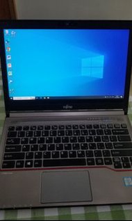 Fujitsu E736 notebook i5