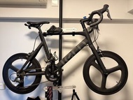 Tern Surge 52cm Matte Black with Carbon Tri Spoke Wheel road bike bicycle