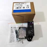 New High Quality E3JM-R4M4-G E3JM-R4M4 Photoelectric Sensor
