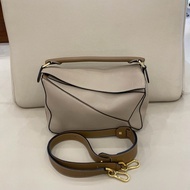 LOEWE羅意威 Puzzle幾何包 中號 沙色