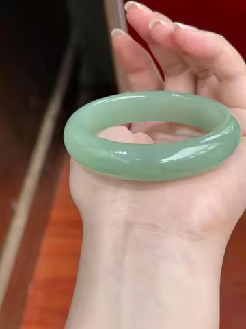 Natural green jade bangles for women handcarved jadeite jade bracelet jade bracelets for woman jade 