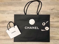 Chanel 紙袋一大一細連絲帶