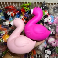 Squishy Medium Flamingo