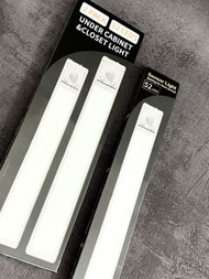 ✴️ 全新 超薄 三色溫 可調控 光暗 燈光 LED 感應燈 Sensor Lamp Cabinet Light 白光 暖光 自然光 廚櫃 櫥櫃燈 組合櫃 展示櫃 Billy櫃 玩具模型 figure