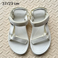 Second Hand Shoes Teva Hurricane XLT2 White (BE848)