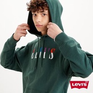 Levis 男款 重磅口袋帽T 寬鬆休閒版型 Serif Logo異色刺繡 桑樹綠