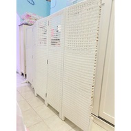 5 compartment screen door room divider rattan rattan rattan woven white second preloved