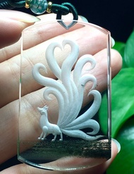 天然綠幽靈內雕九尾狐吊墜晶體干淨透亮顏色翠綠雕工精湛