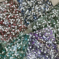 Small round kundan stone