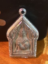 龍婆爽 坤平抱雞